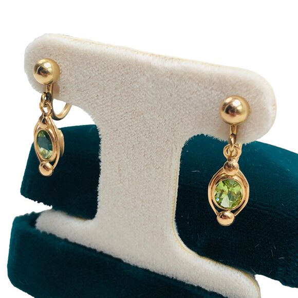 VTG 14k Gold Plated Dangle Earrings Green Zircon December Birthstone Clip-on - Picture 3 of 12